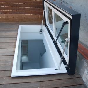Staka Glazed Roof hatch